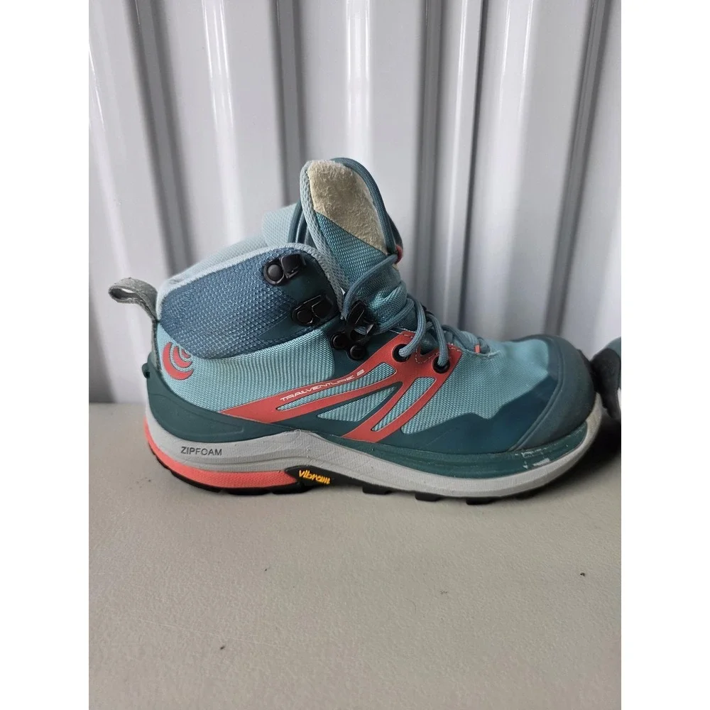Topo Athletic Trailventure 2 Shoes Womens Size 7.5 Teal Coral Hiking Vibram
